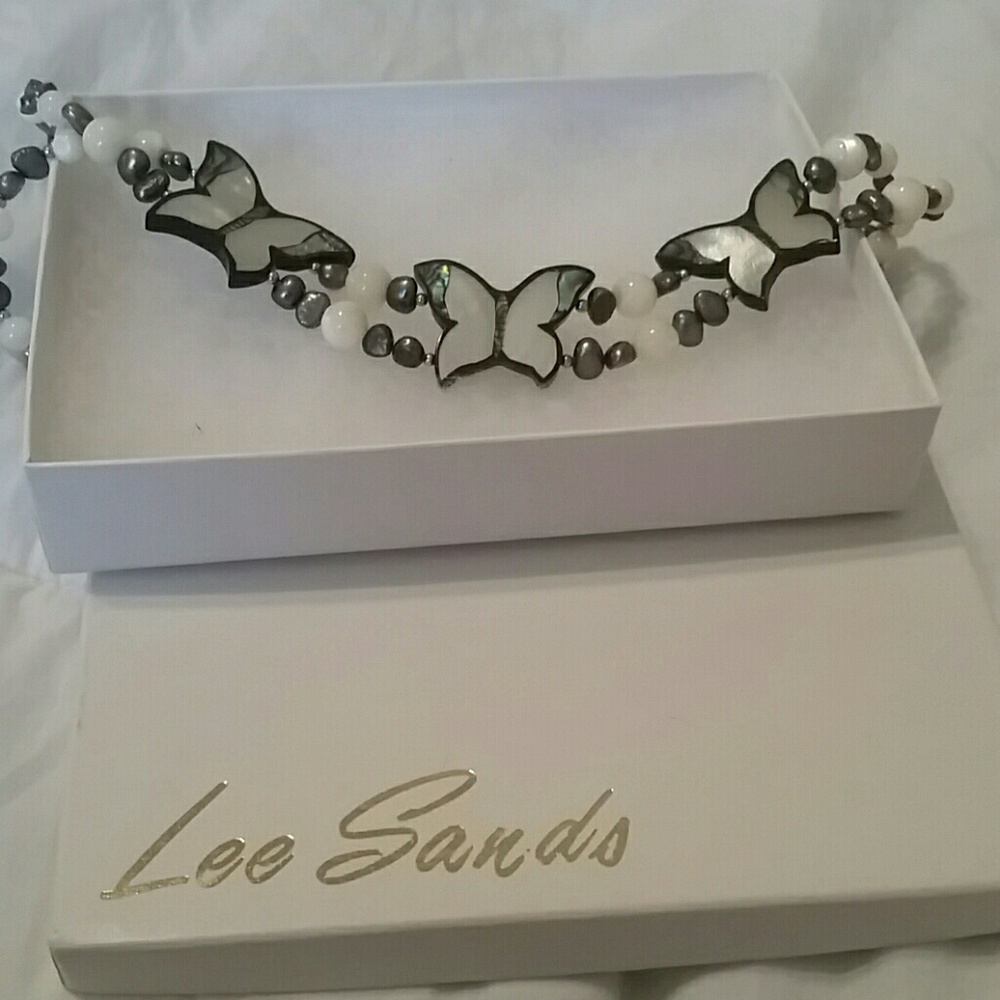 Lee sands necklace.